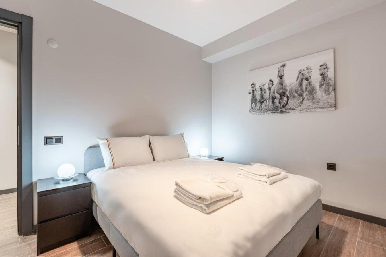Appartamento Brand New Duplex Wparking 2bd2bath #336